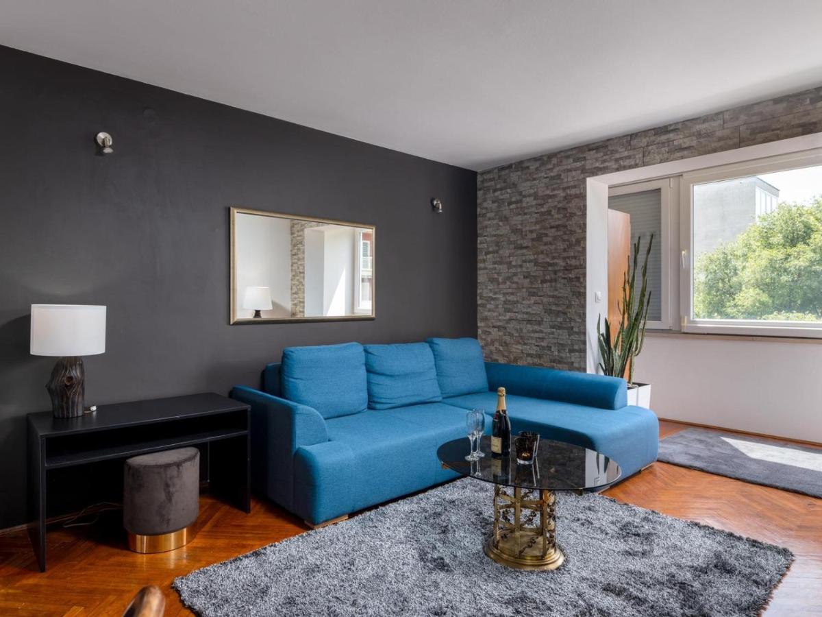 Shades Of Gray Apartment Дубровник Екстериор снимка