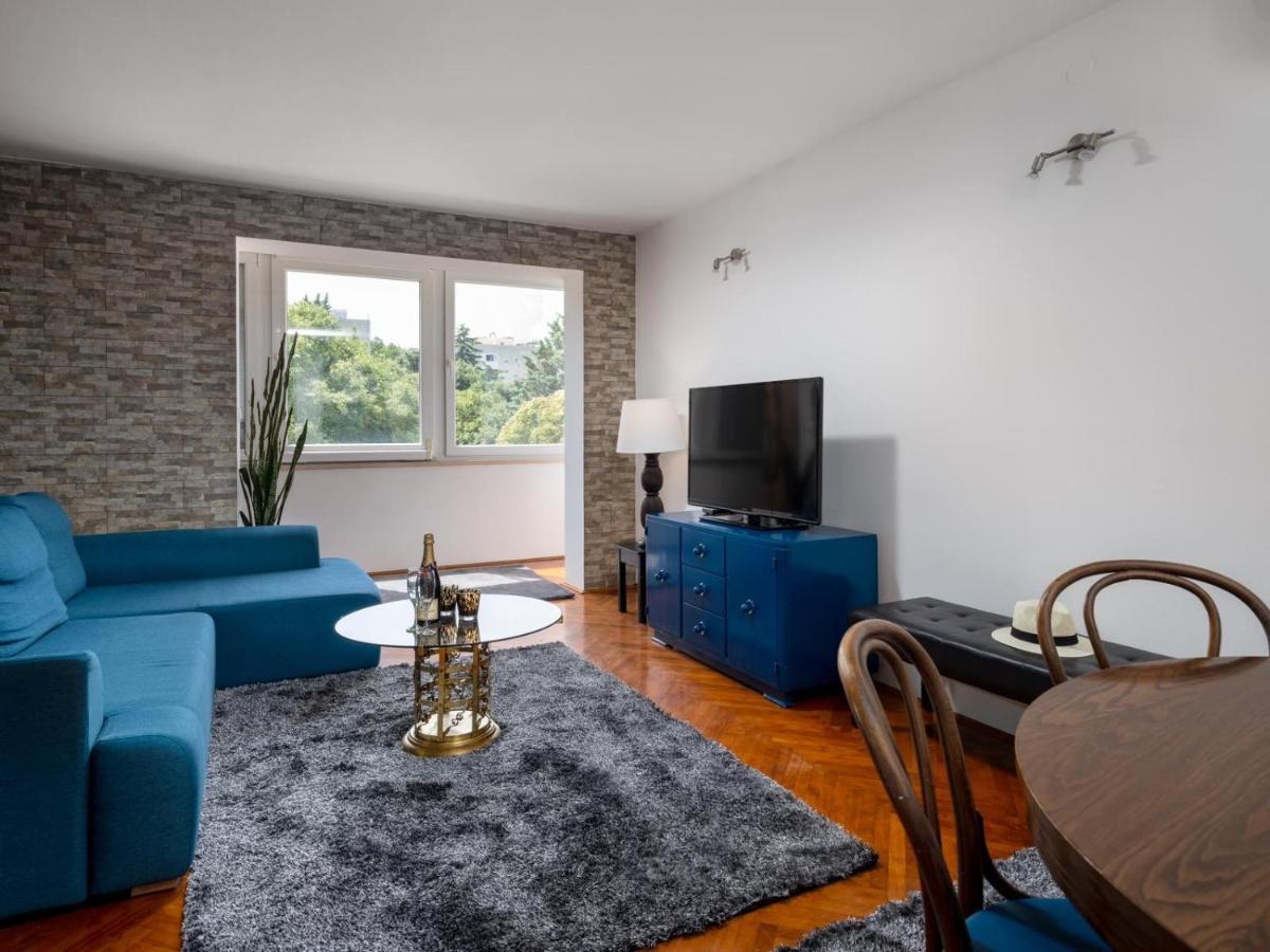 Shades Of Gray Apartment Дубровник Екстериор снимка